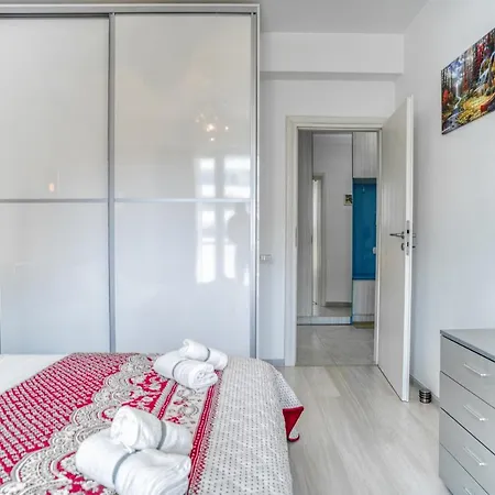 Carol Park Paradise Apartment *