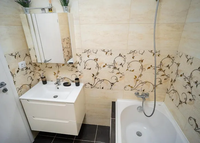 Carol Park Paradise Apartment Bucharest